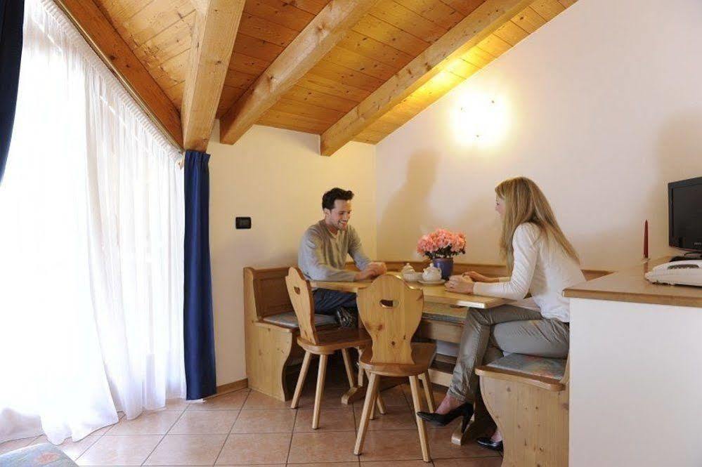 Residence Kristall- Fiemme Holidays Predazzo Exterior photo